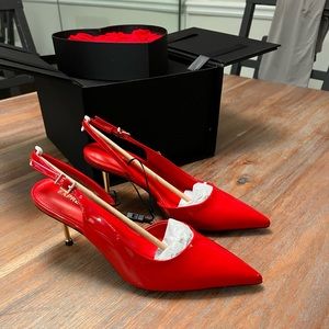 BRAND NEW Shiny Gold Heel Slingback Pumps - Red